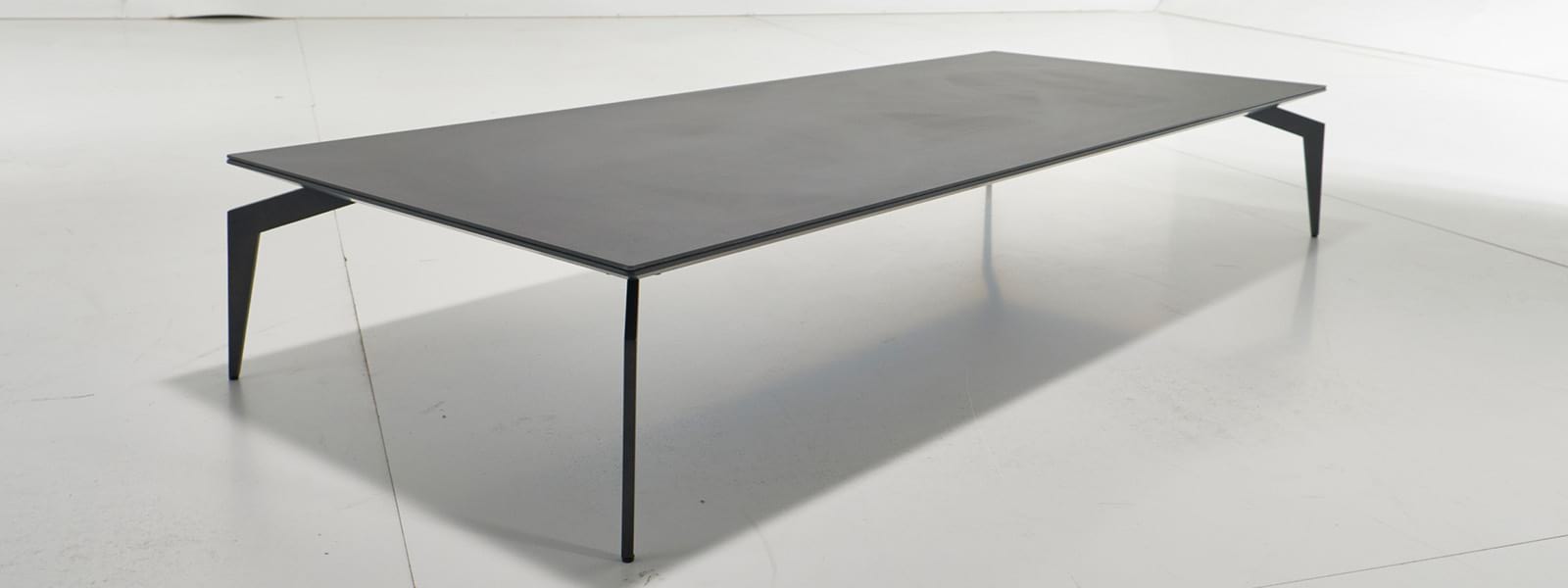 שולחן סלון - PIXAA
